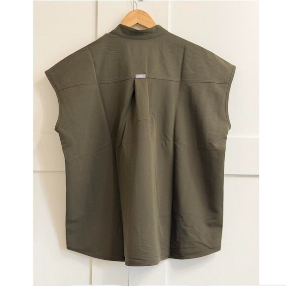 Figs Rafaela Oversized Scrub Top in Spruce, Size Large - Picture 11 of 11